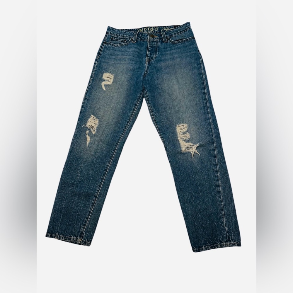 Women’s Blue Distressed Jeans